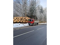 0524025 vehicle image