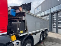 AGRO3463_2868640 vehicle image