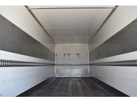 TOC1273_2961512 vehicle image