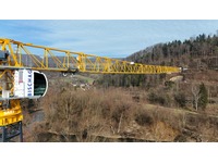 BISC10471_2736202 vehicle image