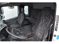 TOC1273_2865065 vehicle image