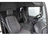 TOC1273_2865065 vehicle image