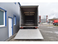 TOC1273_2865065 vehicle image