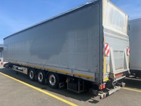 PREI272_2861082 vehicle image