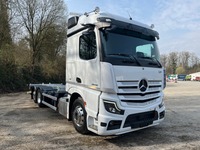 0112026 vehicle image