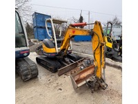 MERC9702_2777990 vehicle image