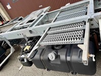 MISU2375_2741835 vehicle image