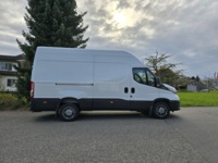 Kall37_2678247 vehicle image