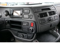 DOLD2821_3021110 vehicle image