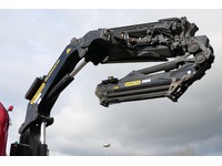 DOLD2821_2763457 vehicle image