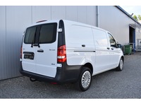 TOC1273_3046960 vehicle image