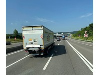 0592025 vehicle image