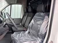 MAN126_2761107 vehicle image