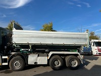 UNIK8334_2734734 vehicle image