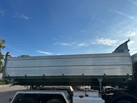 UNIK8334_2734734 vehicle image