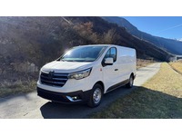 VISA147_2834863 vehicle image