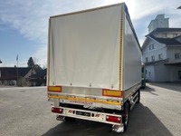 PREI272_2856069 vehicle image