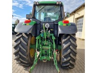 RINA4324_2917382 vehicle image