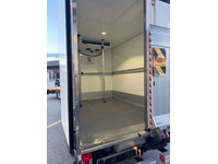 STUD177_2877515 vehicle image