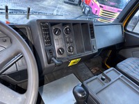 AGRO3463_2754372 vehicle image