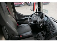 DOLD2821_3017856 vehicle image