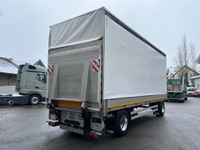 PREI272_2766266 vehicle image