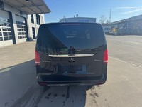 INTE10658_2839627 vehicle image