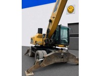 MERC9702_3027838 vehicle image