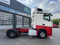 AGRO3463_2991297 vehicle image