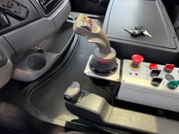 UNIK8334_2944305 vehicle image