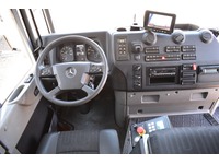 TOC1273_2692777 vehicle image