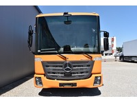 TOC1273_2692777 vehicle image