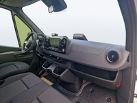 ALTH1974_2954866 vehicle image