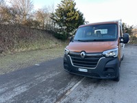 FILI229_2400933 vehicle image