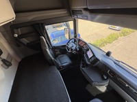 0475025 vehicle image