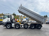 AGRO3463_3017868 vehicle image
