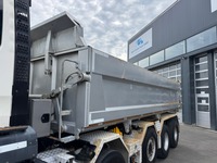 AGRO3463_3017868 vehicle image
