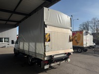 NAEF243_2838730 vehicle image