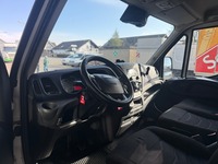 NAEF243_2838730 vehicle image