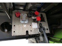 DOLD2821_2676877 vehicle image