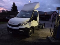 SOMM2698_2757037 vehicle image