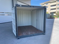 SULG292_2896879 vehicle image