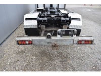 TOC1273_2724122 vehicle image