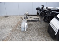 TOC1273_2724122 vehicle image