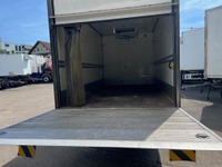 IMMO10175_2704430 vehicle image