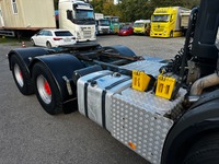 SAHT8627_2736379 vehicle image