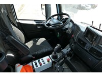DOLD2821_2666213 vehicle image