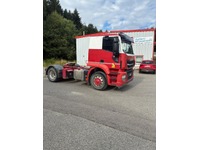 JAQU922_2676878 vehicle image