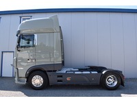 TOC1273_3006262 vehicle image