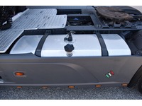 TOC1273_3006262 vehicle image